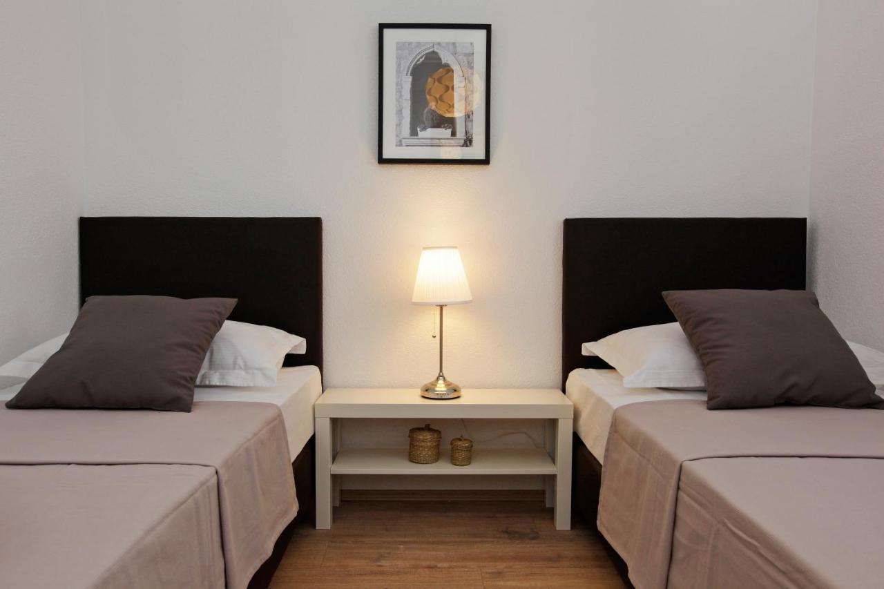 Iris Apartments Bol (Adults Only) Exterior photo